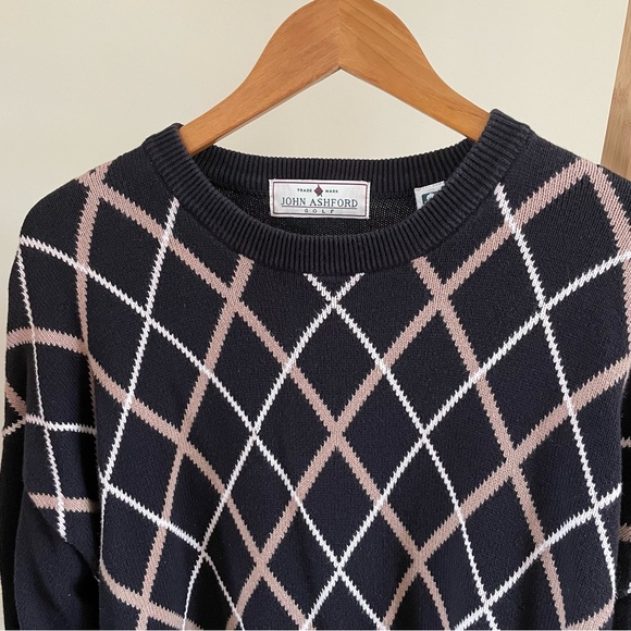 Vintage Argyle Golf Crewneck Sweater in Black/Camel - Picture 2 of 3